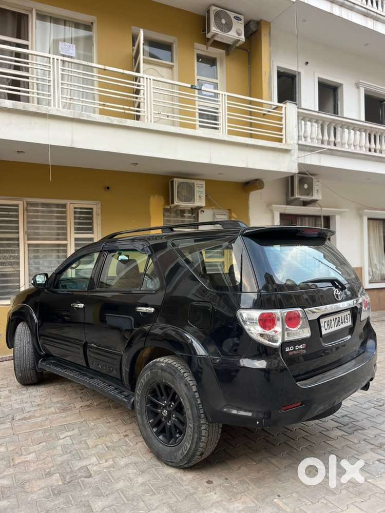 Toyota Fortuner 2015