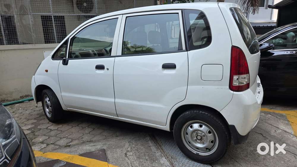 Maruti Suzuki Estilo Lxi, 2007, Petrol