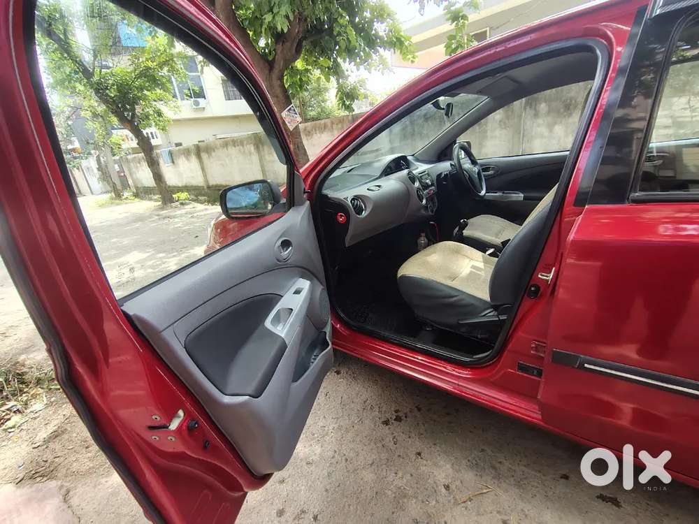 Toyota Etios Cross 2011