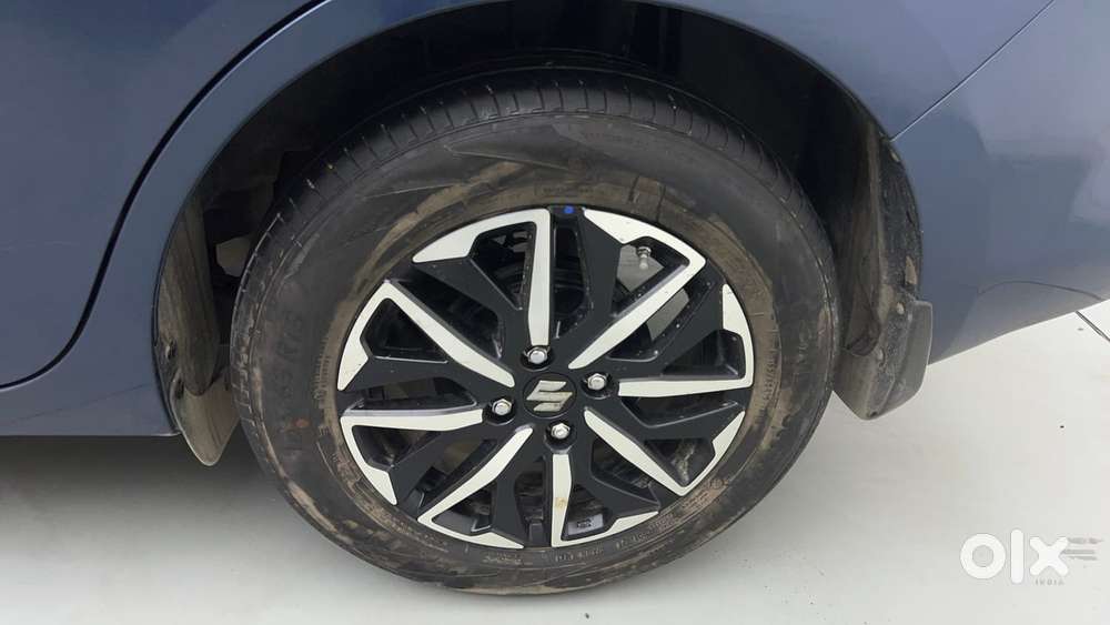 Maruti Suzuki Dzire 1.2 Zxi Plus, 2025, Petrol