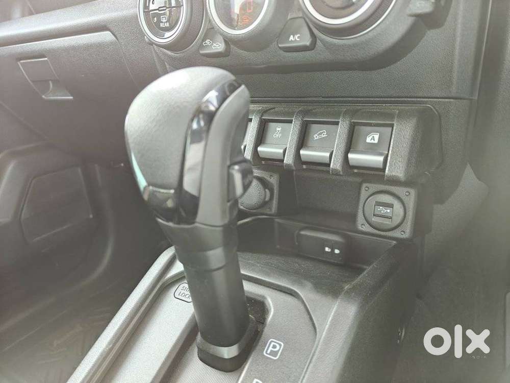 Toyota Innova Crysta 2.8 Gx At, 2016, Diesel