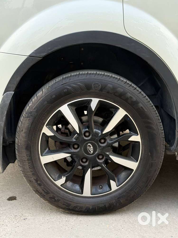 Mahindra Xuv500 W11 Option Awd, 2019, Diesel