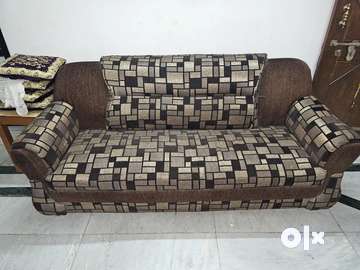 Olx divan deals sofa