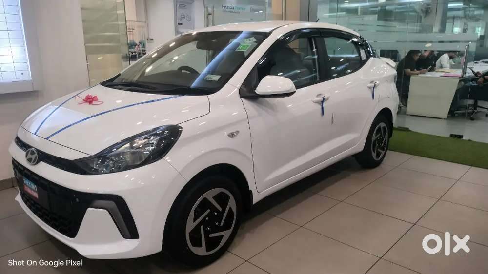 Hyundai Aura 2026 Cng