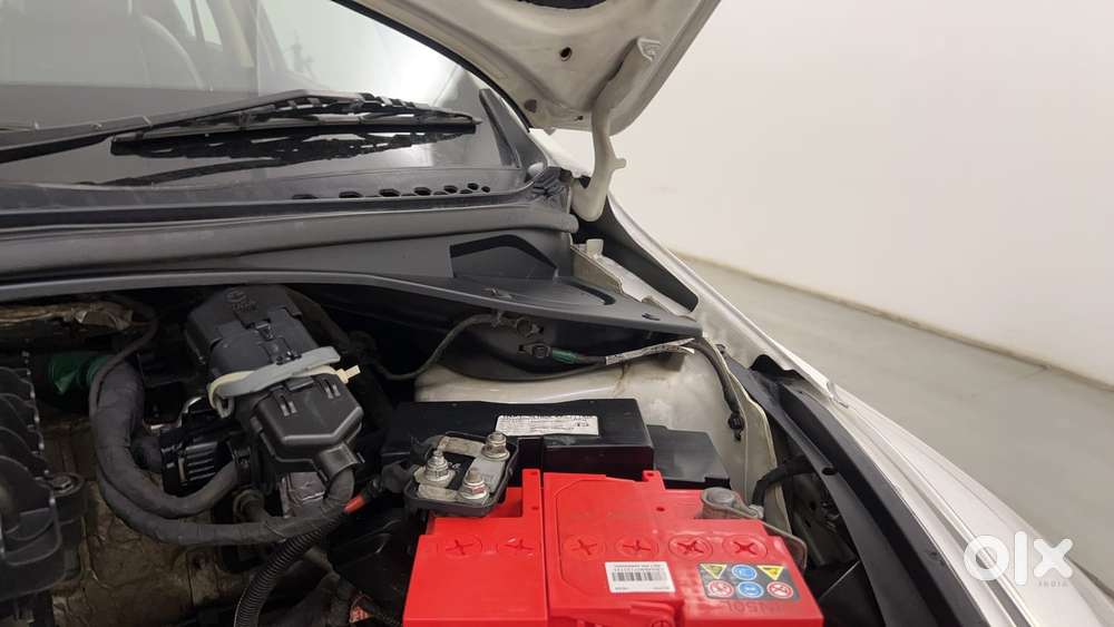 Tata Tiago Xz, 2016, Petrol