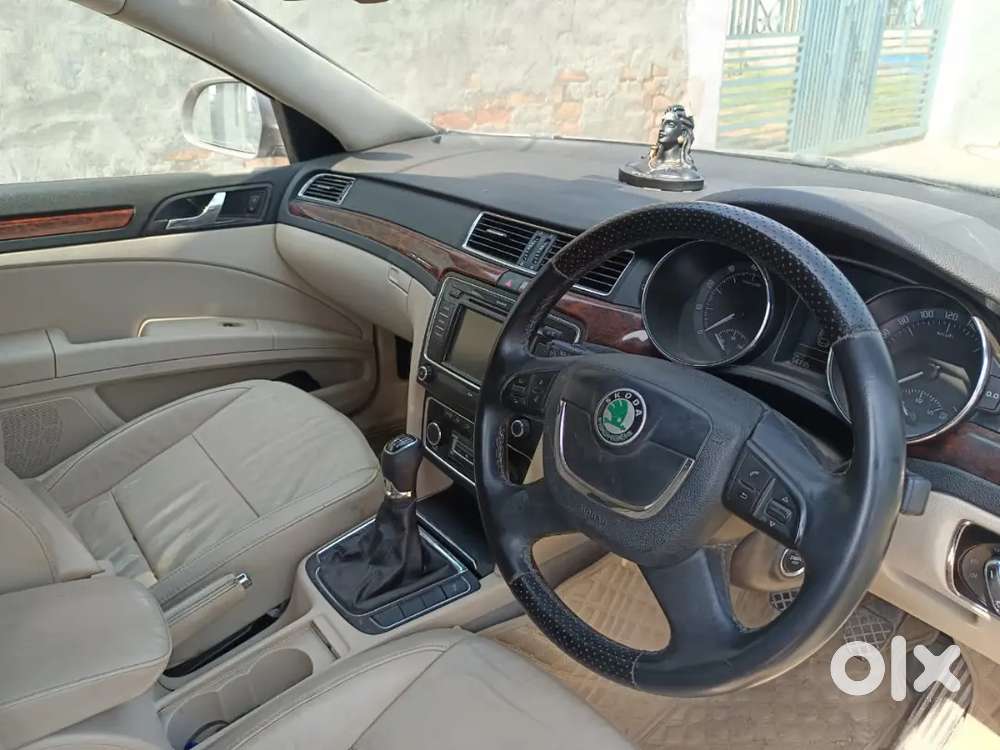 Skoda Superb 2.0 Elegance 2014