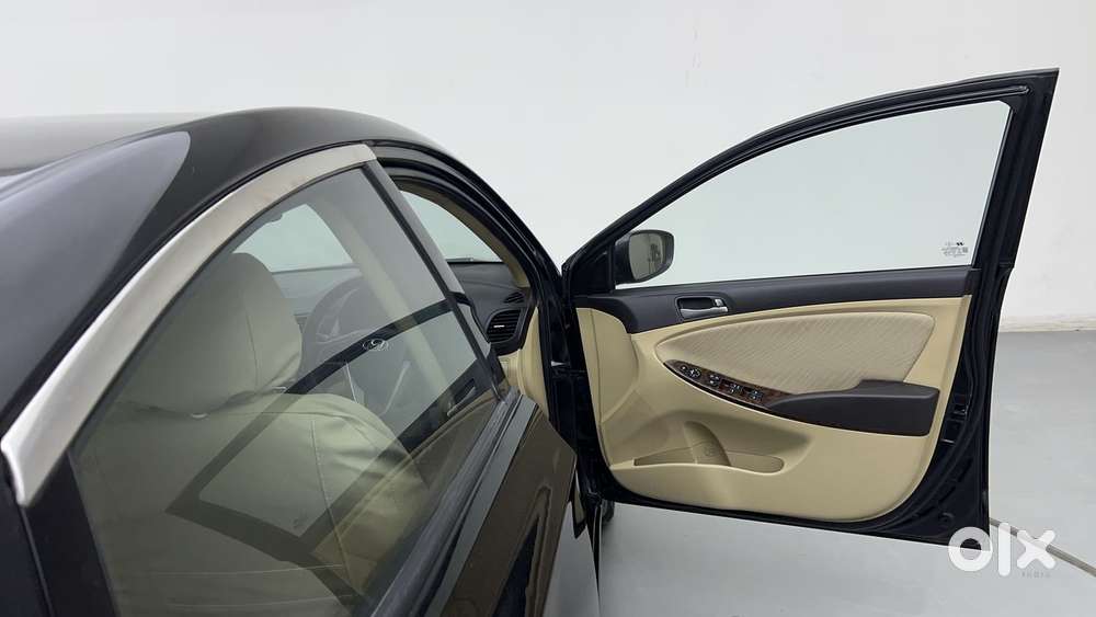 Hyundai Verna 1.6 Vtvt Sx, 2016, Petrol