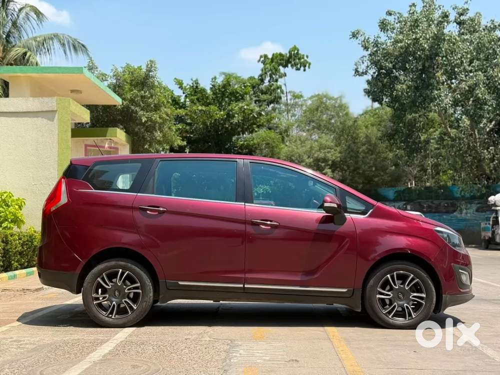 Mahindra Marazzo M8, 2019, Diesel