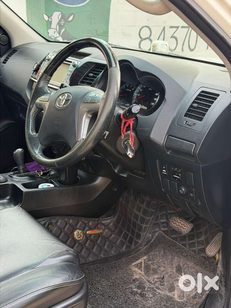 Toyota Fortuner Diesel 2015