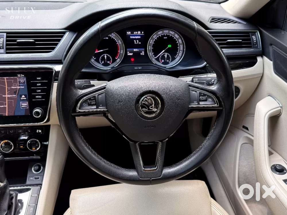 Skoda Superb 2.0 L&k Tsi At, 2021, Petrol