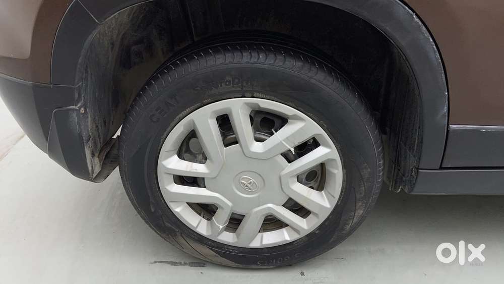 Toyota Urban Cruiser 1.5 Mid Grade At, 2022, Petrol