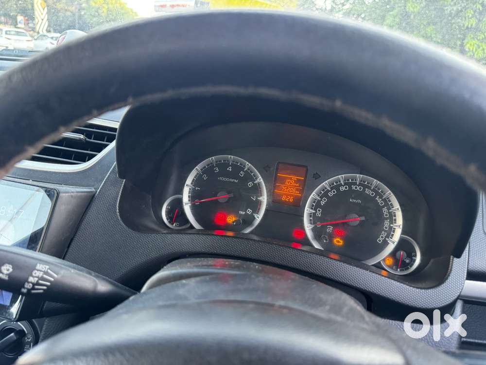 Maruti Suzuki Swift Vxi + Manual, 2015, Petrol