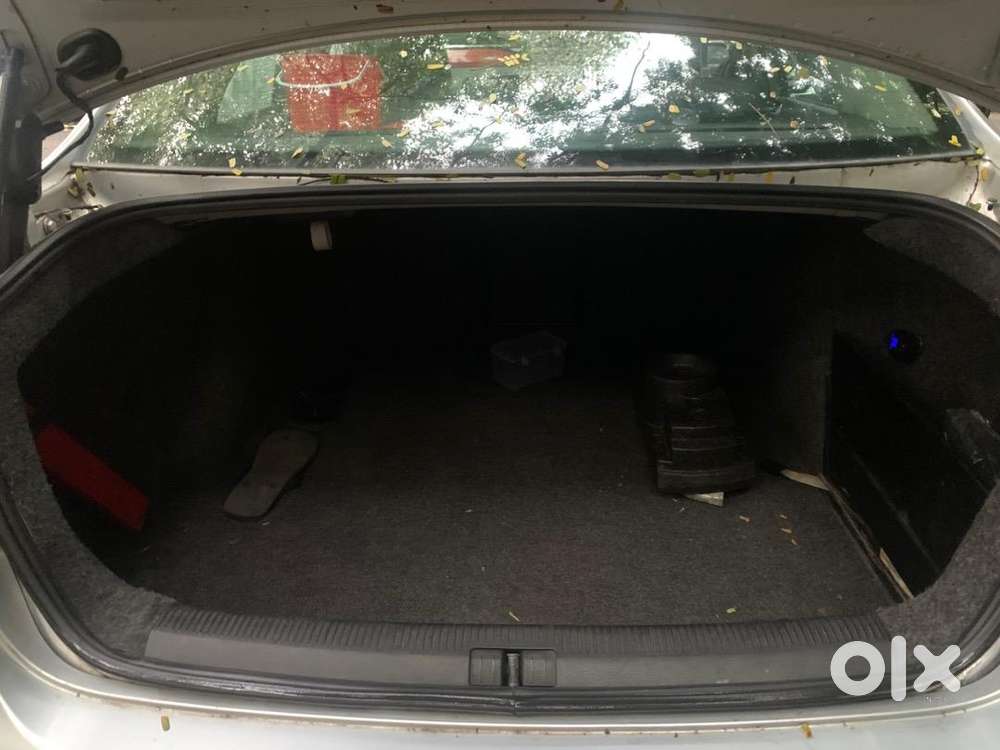 Volkswagen Jetta 2011 Diesel 110000 Km Driven