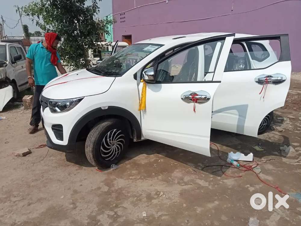 Renault Triber Petrol Manual 2025