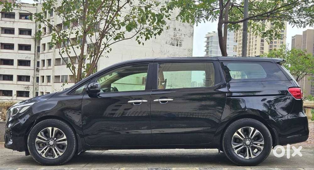 Kia Carnival Premium, 2020, Diesel