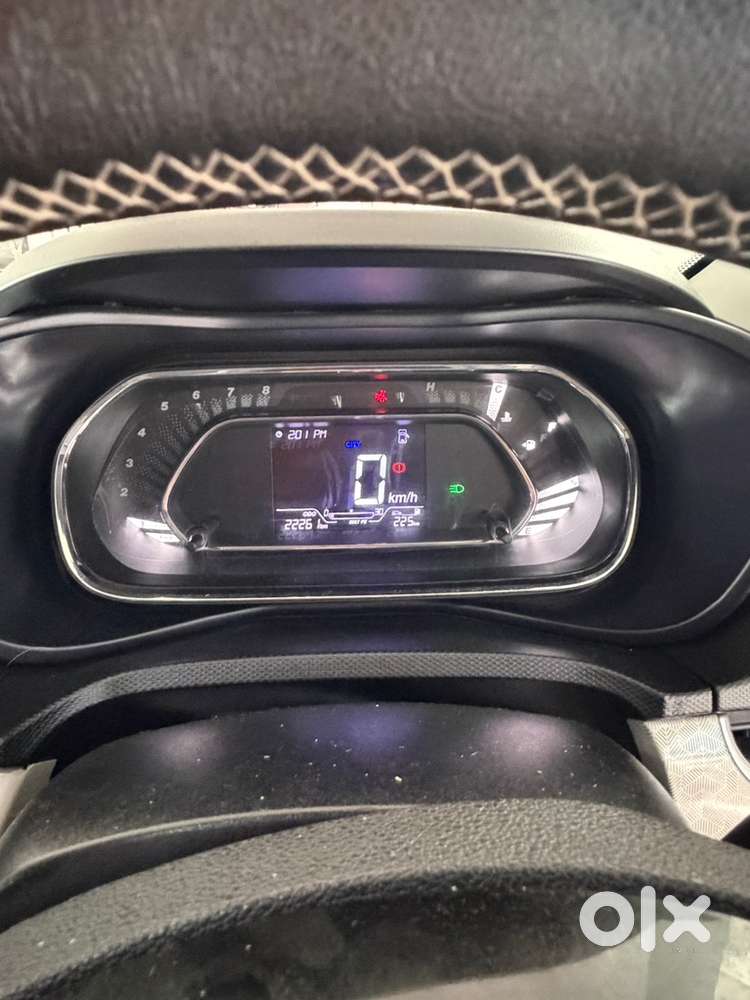 Tata Nexon 2020 Xz+ Petrol Manual  22500 Kms