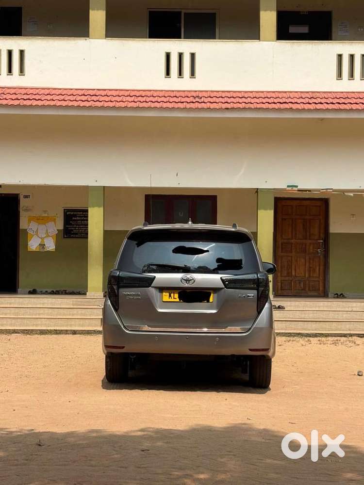 Toyota Innova Crysta 2018 Diesel Well Maintained.original Kerala.