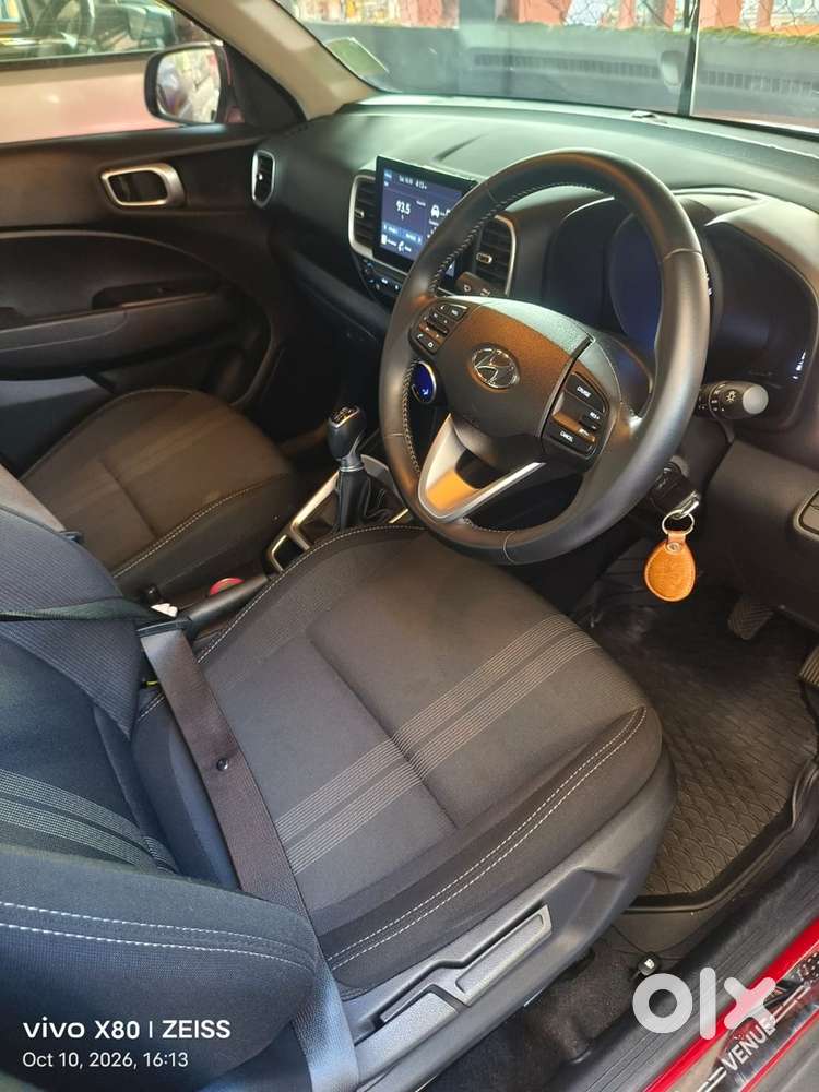 Hyundai Venue Petrol 2021