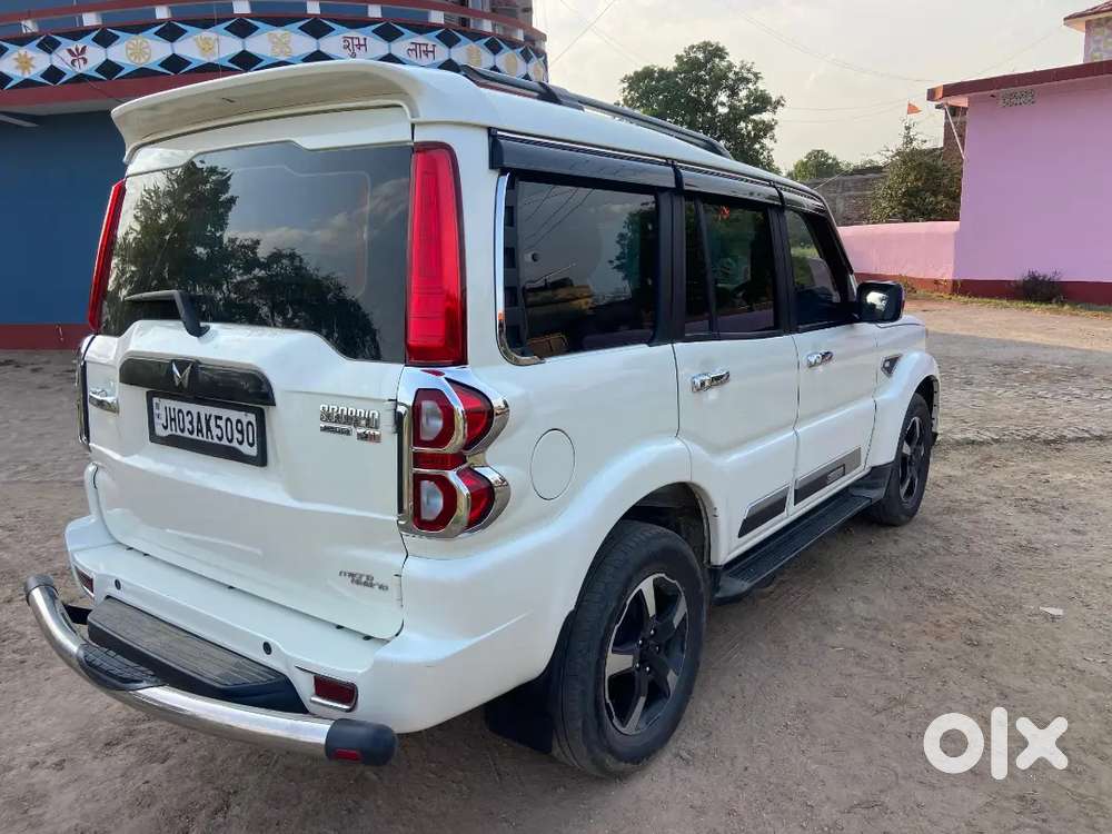 Mahindra Scorpio Classic 2023