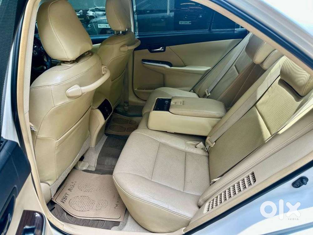 Toyota Camry Hybrid, 2015, Petrol