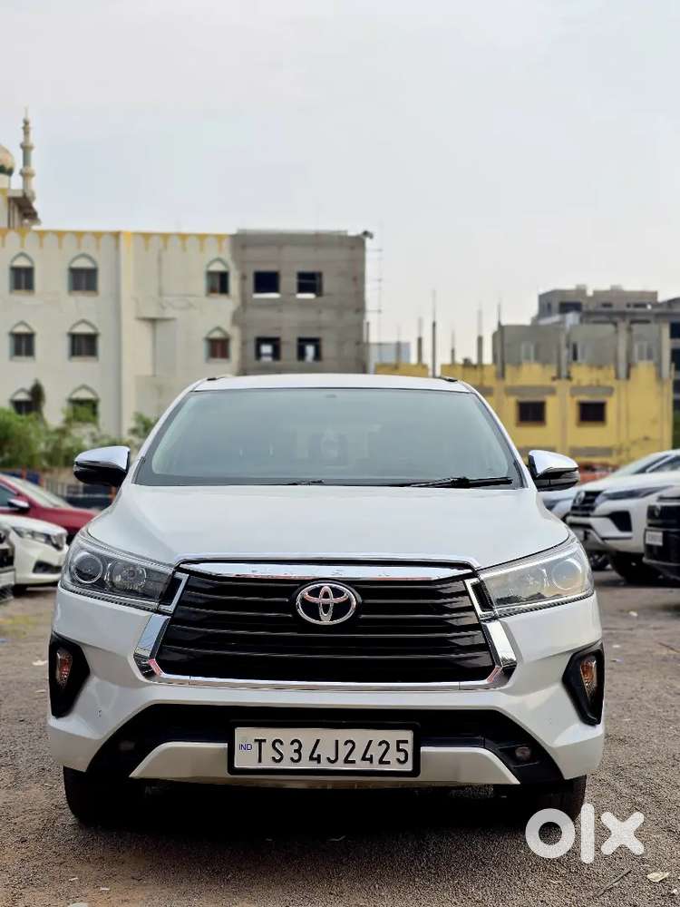 Toyota Innova Crysta 2022 Diesel Well Maintained