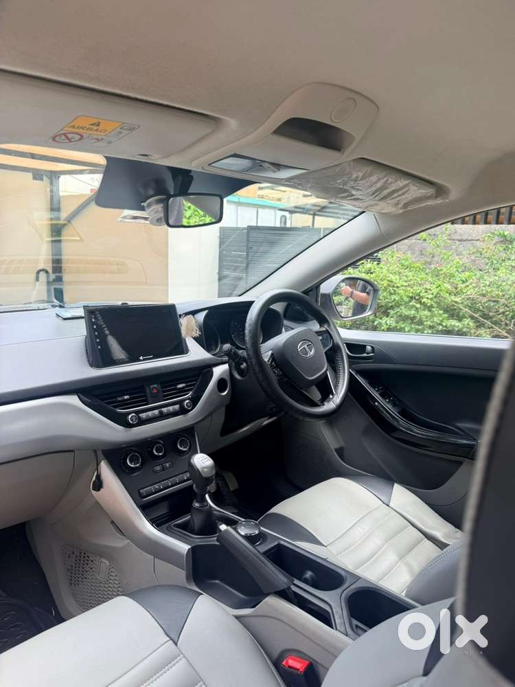 Tata Nexon Petrol 2018