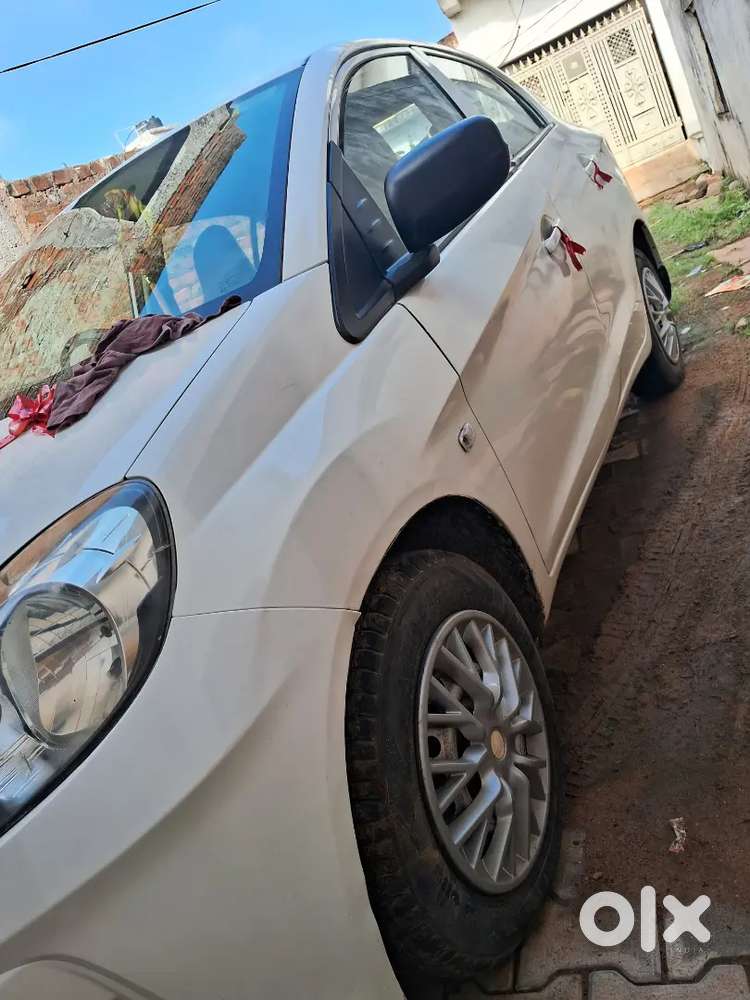 Honda Amaze 2015 Diesel Well Maintained