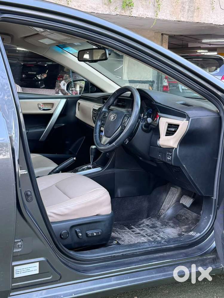 Toyota Corolla Altis Vl At, 2015, Petrol