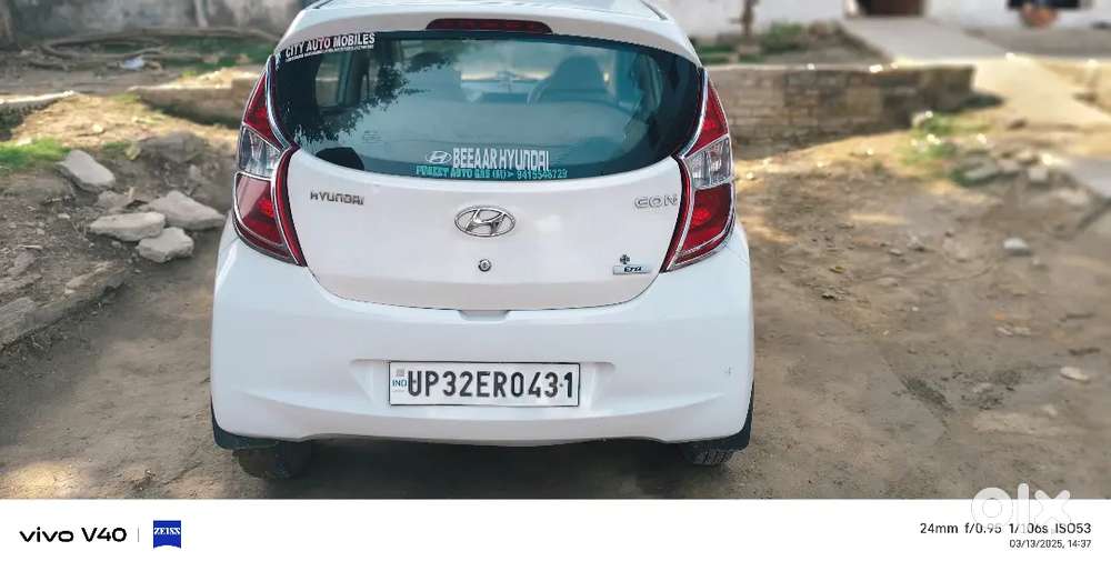 Hyundai Eon 2013 Cng & Hybrids 70000 Km Driven