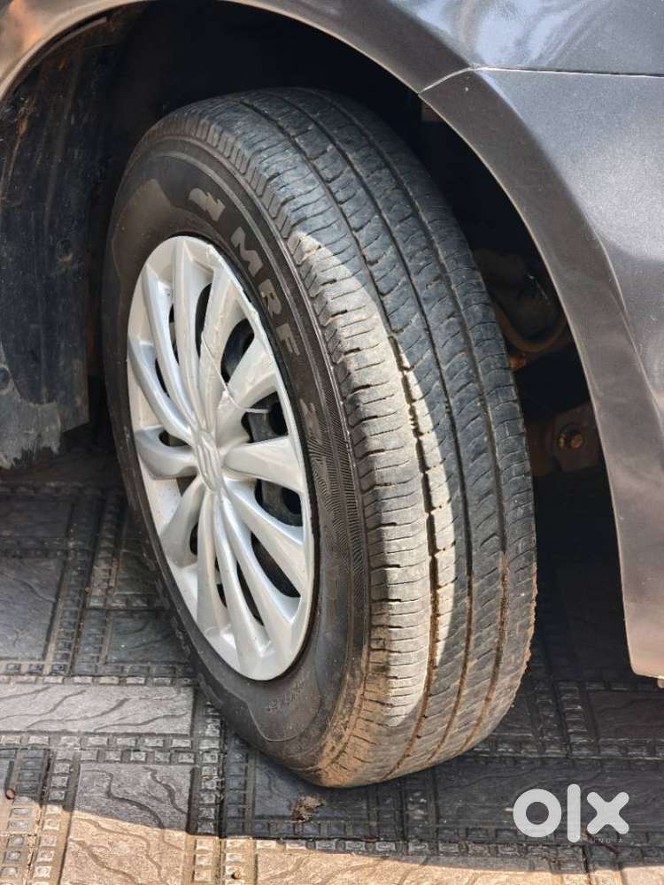 Maruti Suzuki Swift Vxi + Manual, 2016, Petrol