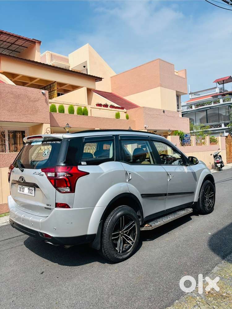 Xuv500 W7 (o) At  2018  1st Owner  Uk07