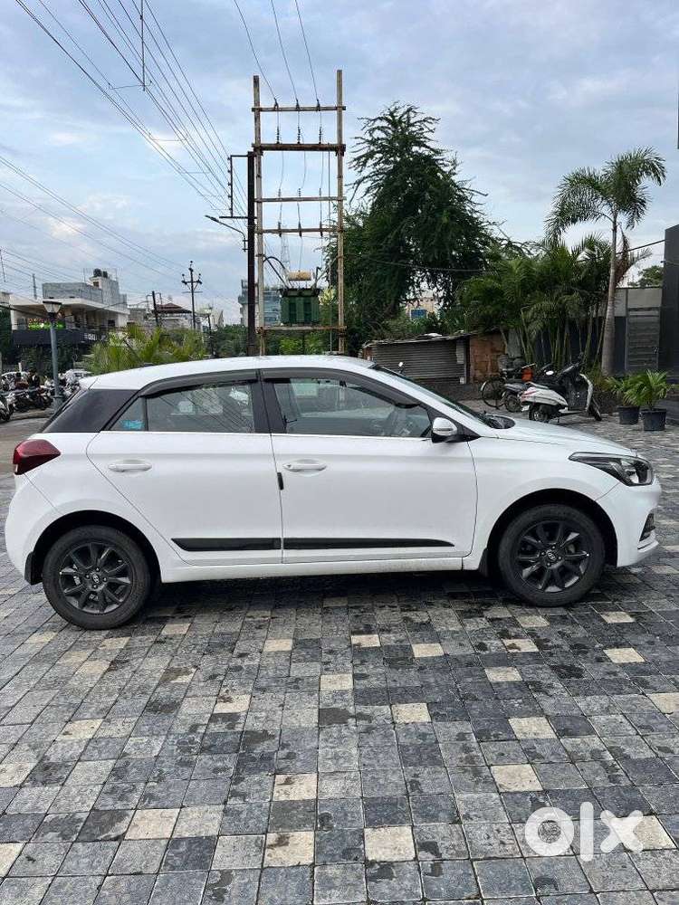 Hyundai I20 Sportz 1.2 Bs-iv, 2019, Petrol