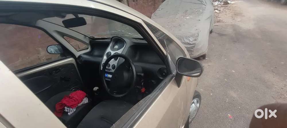 Tata Nano 2011
