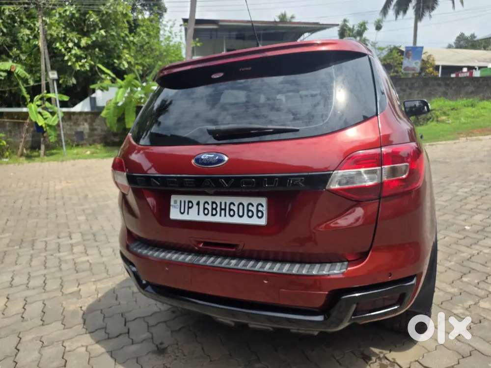 Ford Endeavour 2016