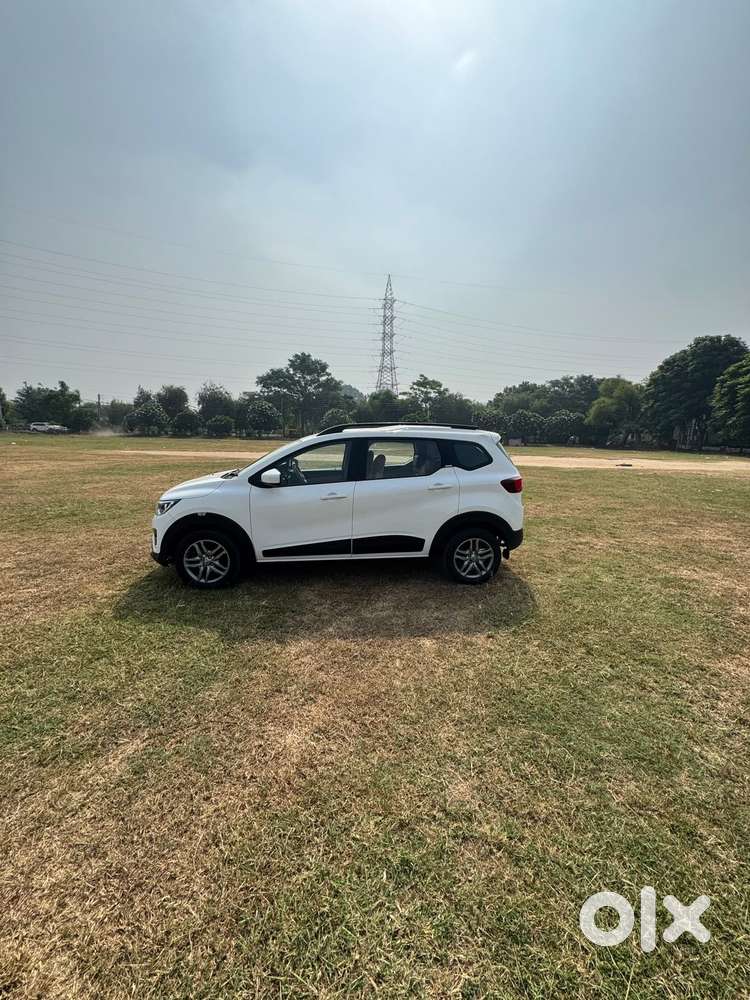 Renault Triber Others, 2020, Petrol