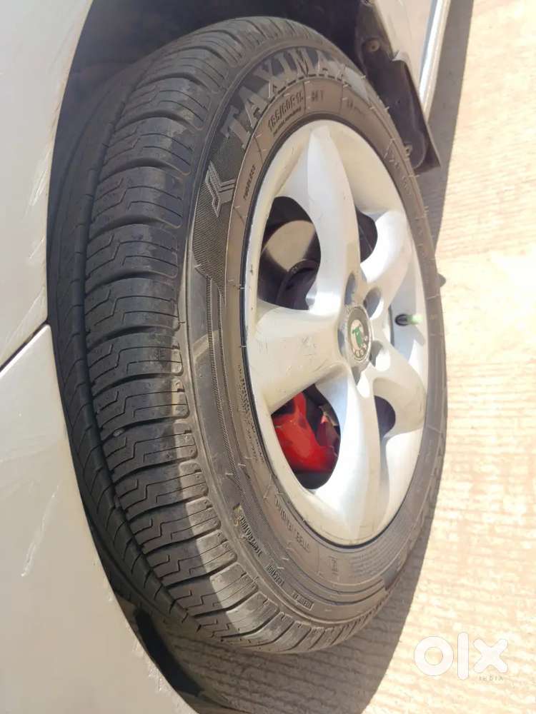 Skoda Rapid Showroom Maintain