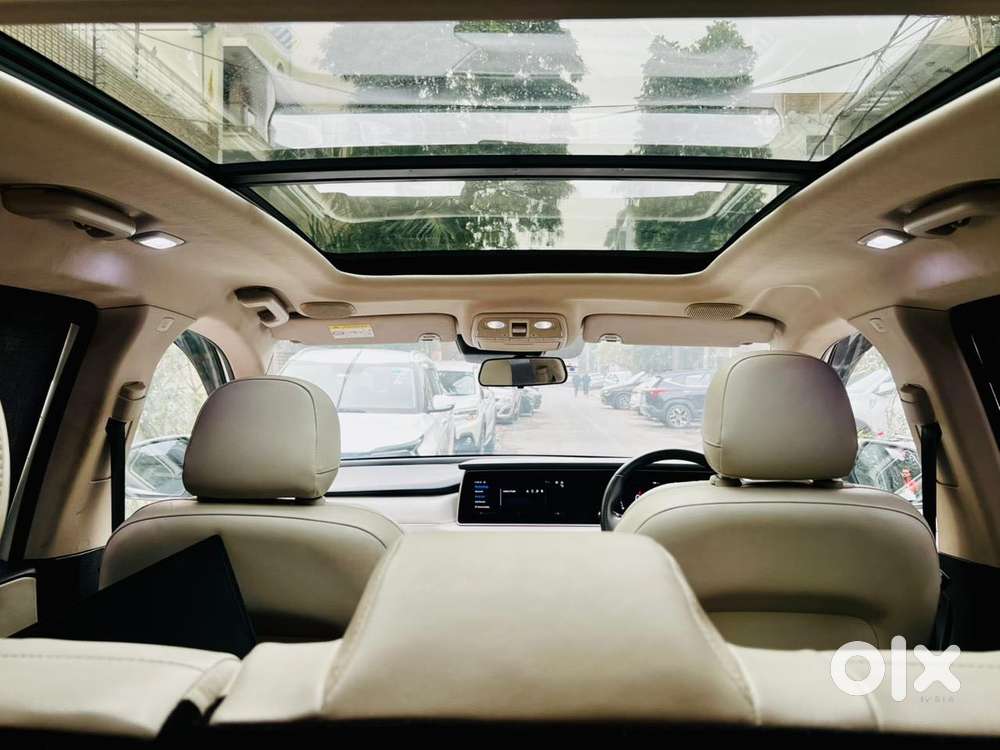 Mahindra Xuv700 2.0 Ax 7 Petrol At Luxury Pack Str, 2022, Petrol