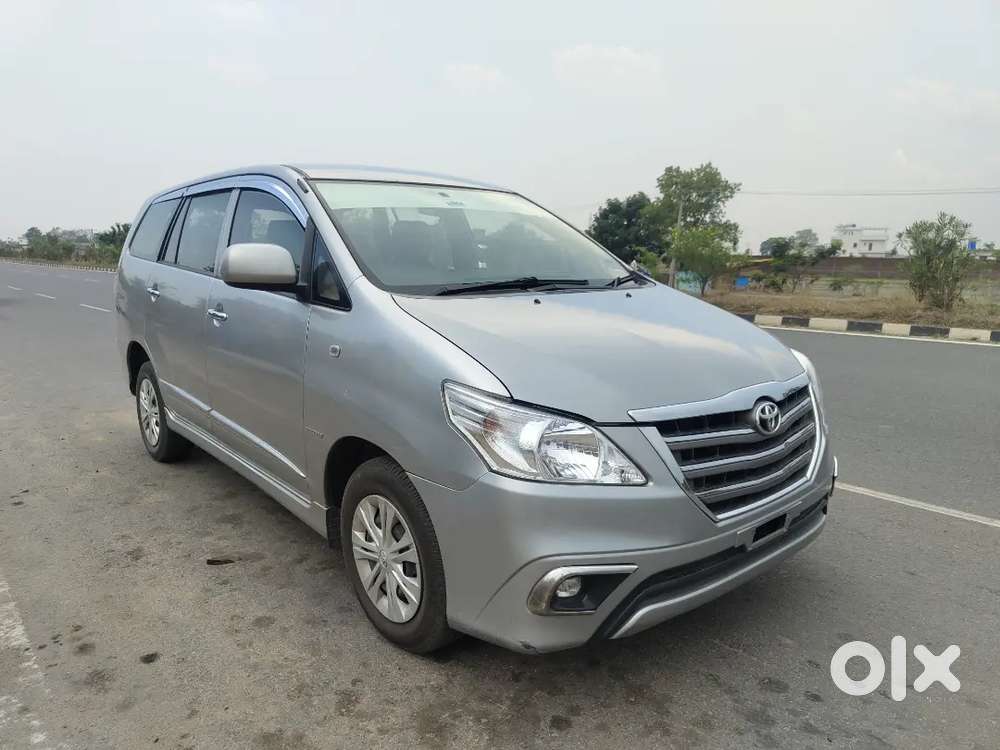 Toyota Innova 2015 Diesel 96000 Km Comfort Driven Comfort Car