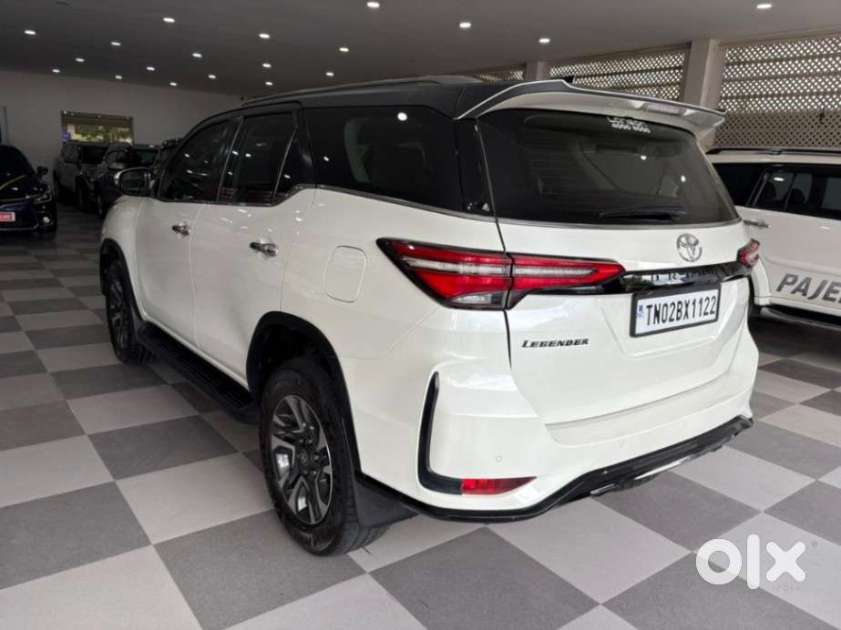 Toyota Fortuner Legender 4x2 At 2.8, 2021
