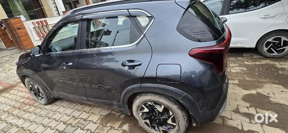 Kia Sonet – July 2025 Model  Gravity Grey  Like Brand New