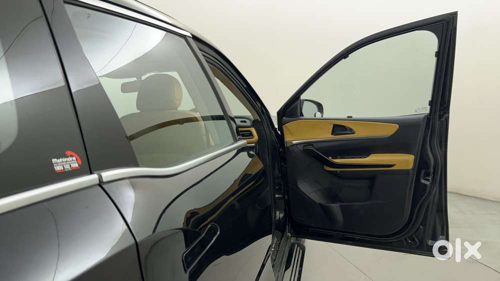 Mahindra Xuv700 2.2 Ax 5 Diesel At 7 Str, 2024, Diesel