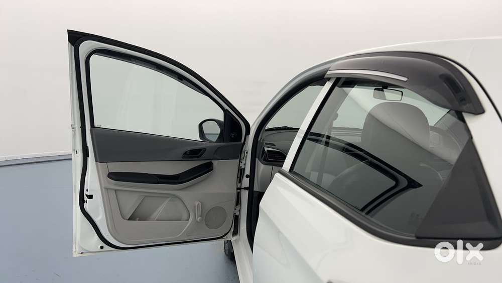 Tata Tiago Xe, 2025, Petrol