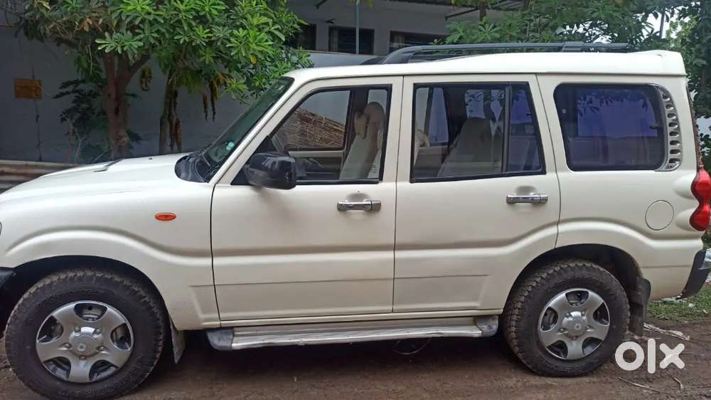 Mahindra Scorpio 2013 Diesel M Howkl