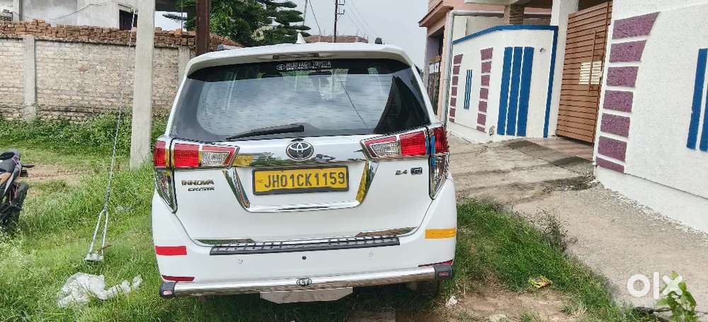 Toyota Innova Crysta 2017