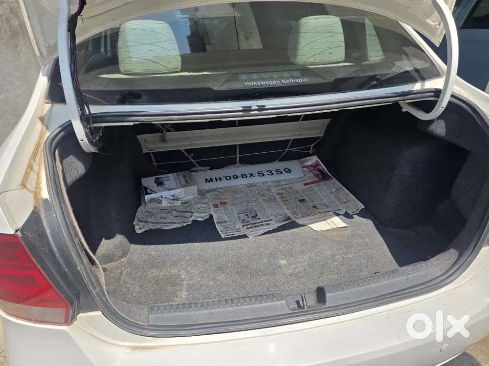Volkswagen Vento Highline 2012