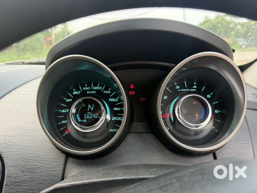 Mahindra Xuv500 W7, 2020, Diesel