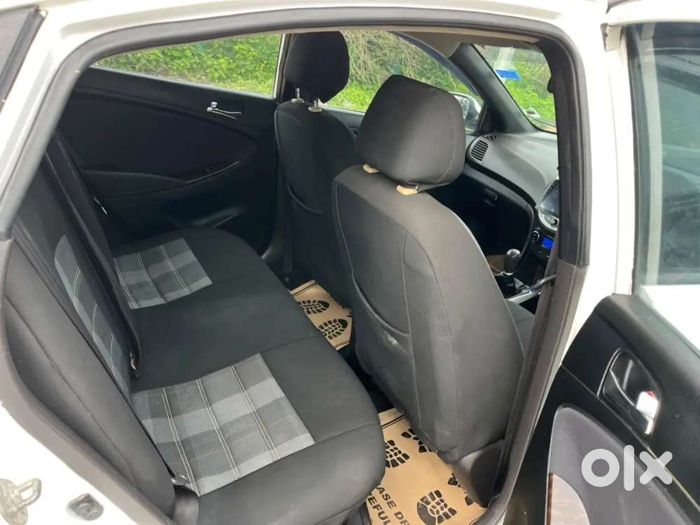 Hyundai Verna 2014 Manual