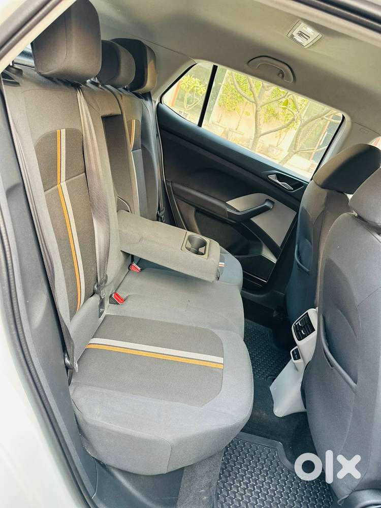 Skoda Kushaq 1.0 Tsi Ambition At, 2022, Petrol