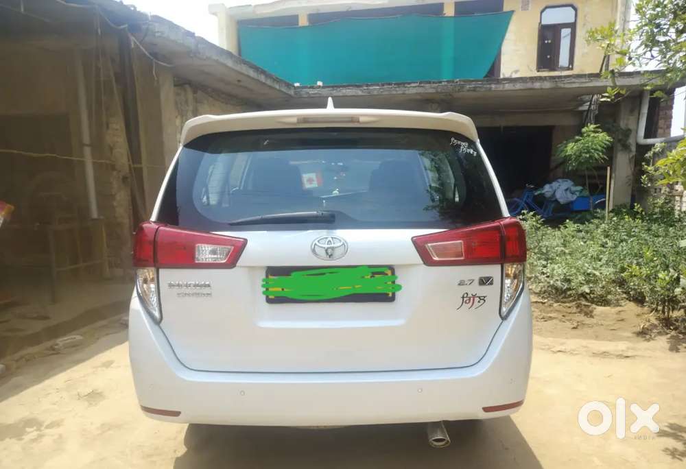 Toyota Innova Crysta 2022 Petrol 30000 Km Driven