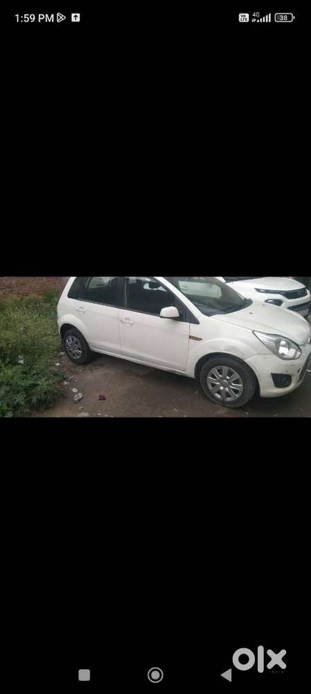 Ford Figo 1.5d Trend Mt, 2014, Petrol